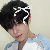 Matching K-pop profile picture